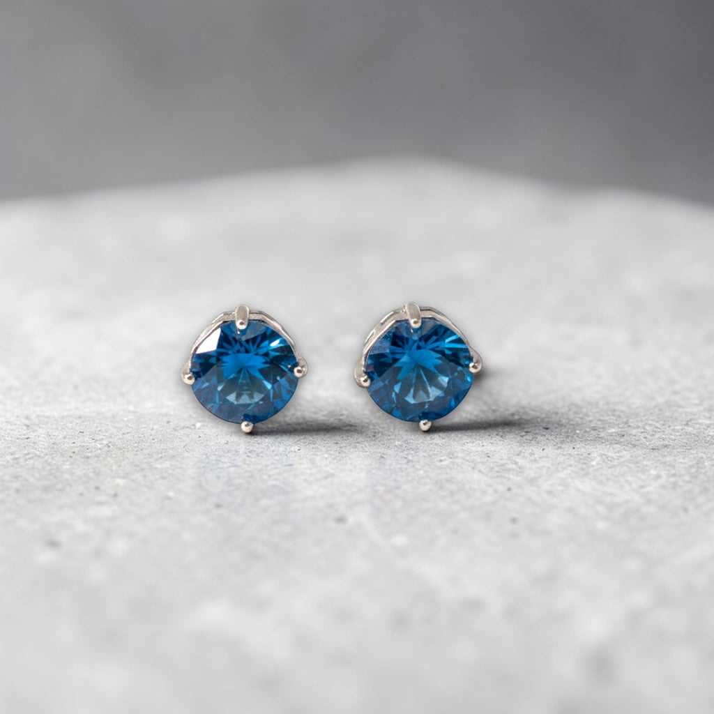 AZURE（アジュール）